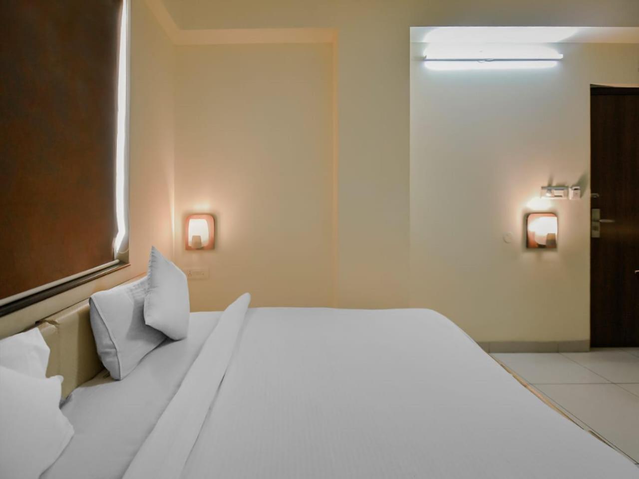 Hotel Vijaydeep Place Near Delhi Airport New Delhi Exterior foto